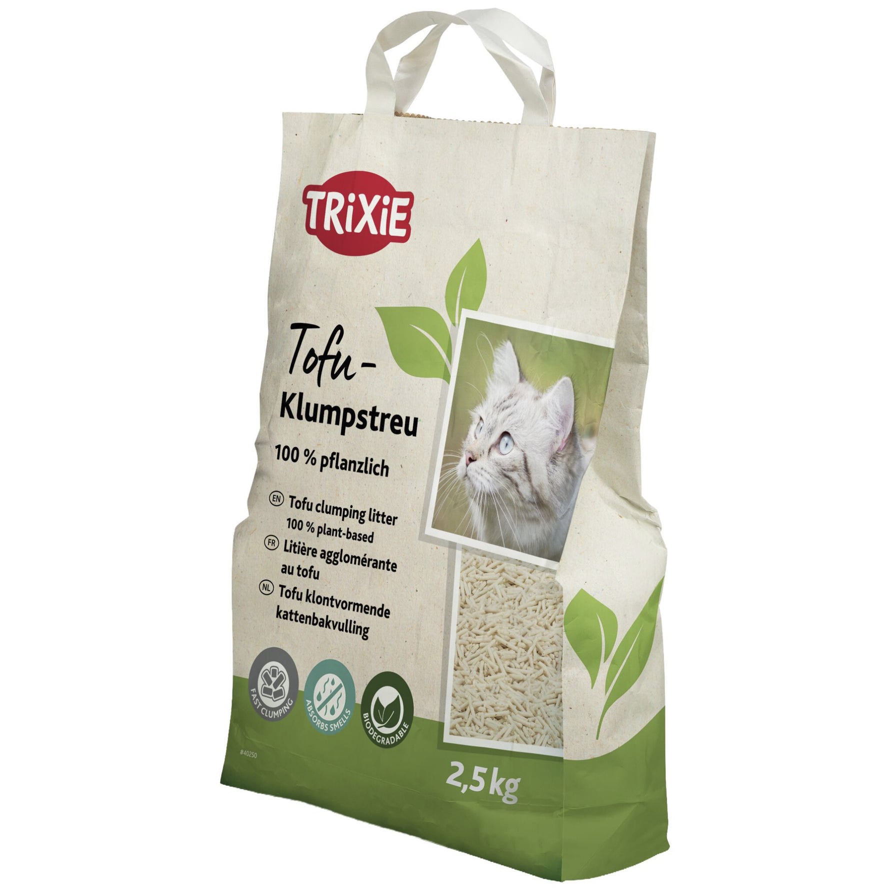 A 2.5 kg bag of Trixie Tofu Klumpstreu cat litter.