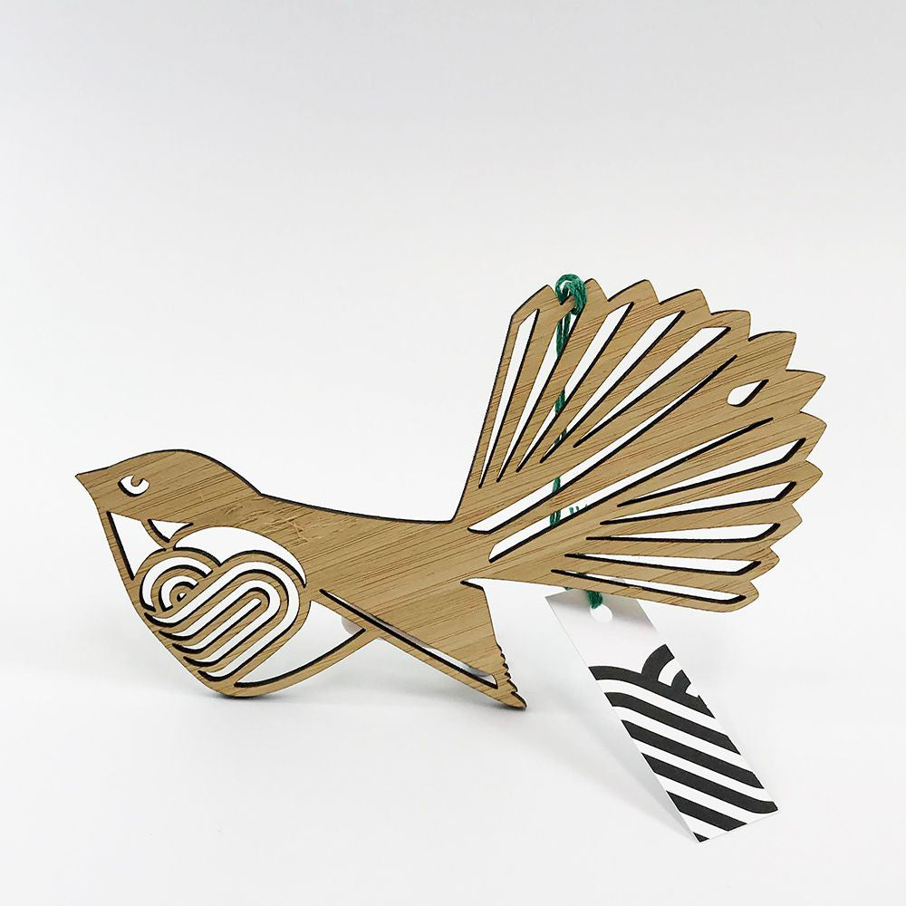 topflite-wooden-fantail-decoration